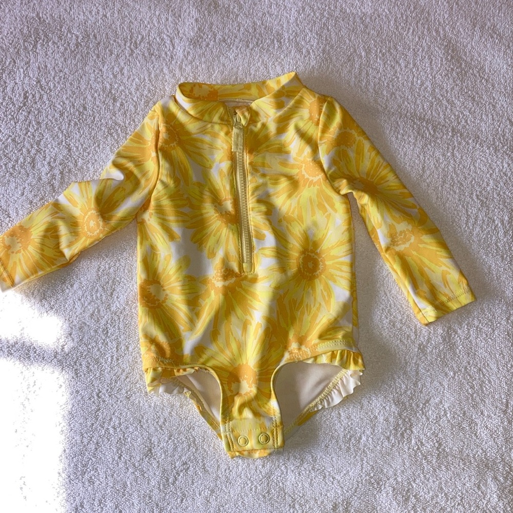 Carter’s rash guard